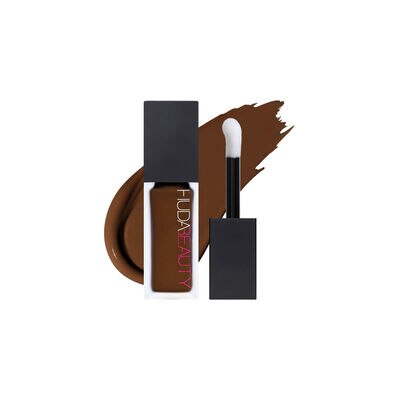 #FAUXFILTER LUMINOUS MATTE CONCEALER (CORRECTOR MATE)